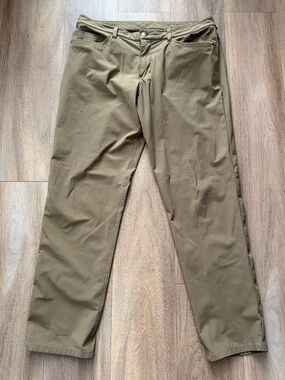 Lululemon ABC Pant Classic *34"